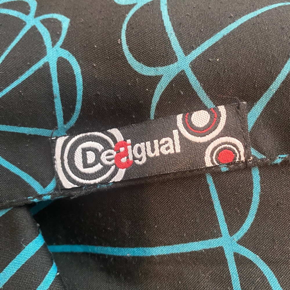 DESIGUAL multi-colored scarf